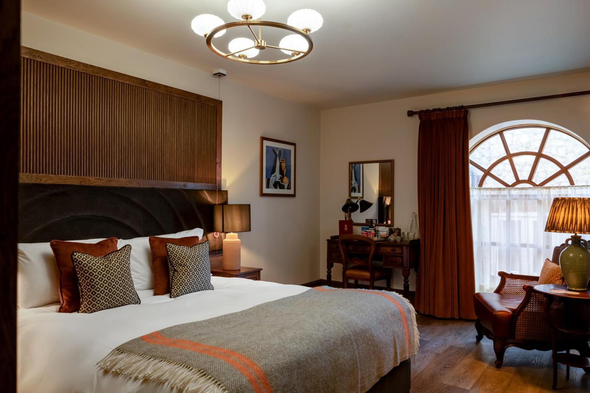 Hotel Teller'S Arms Farnham  Esterno foto